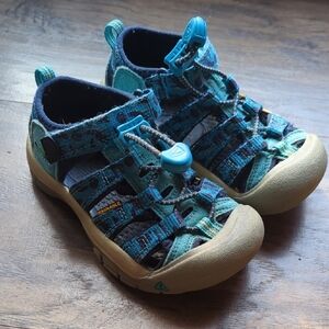 Kids Teal Keen Sandals